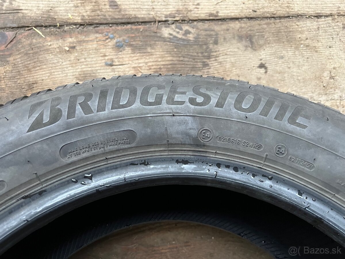 225/65R17 102H Bridgestone Blizzak LM005 - 3