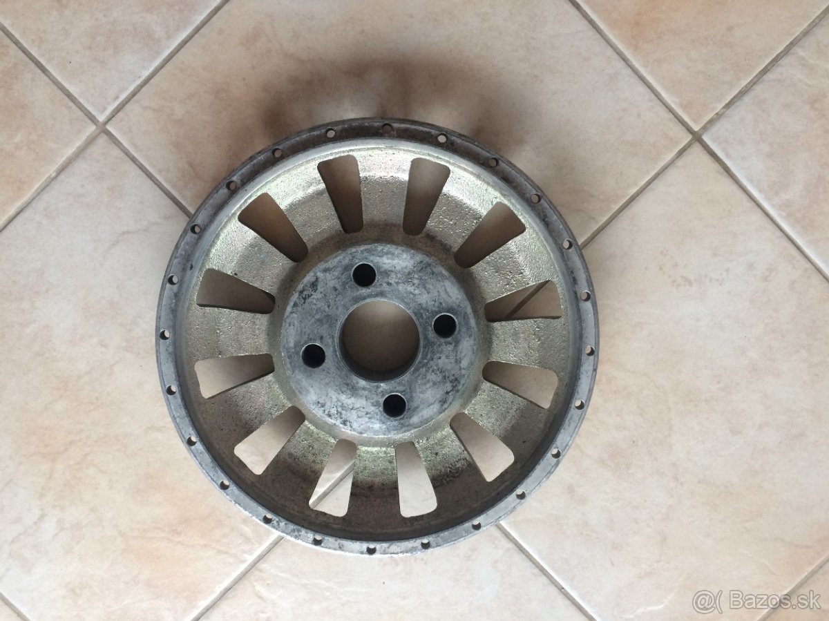 Stred kola ARC Brno 4x98 mm, materiál elektron - 3