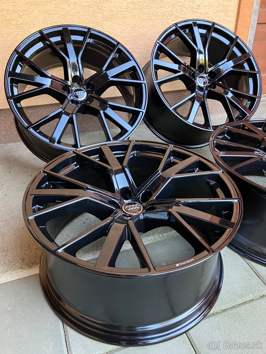 Audi R22 4M0601025DP - 3