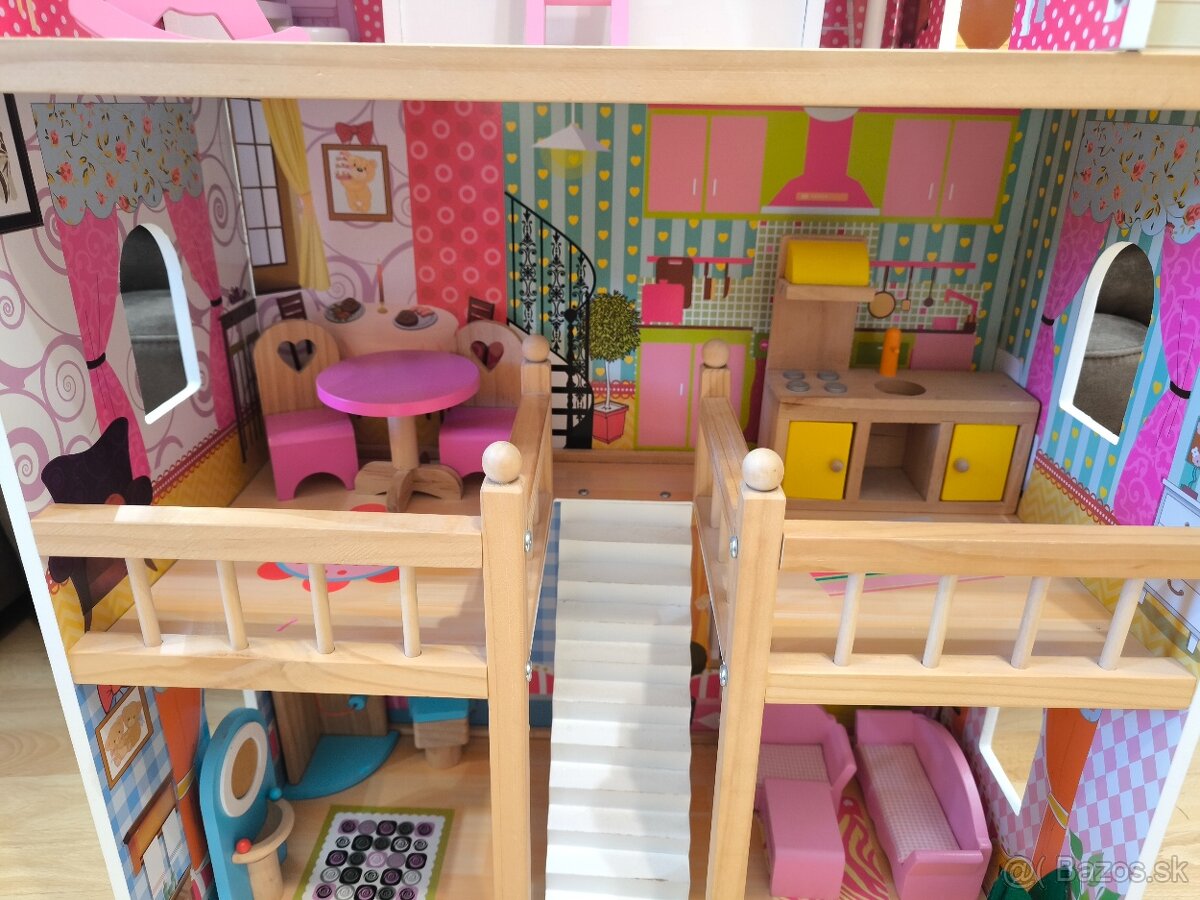 Drevený domček pre bábiky - 3