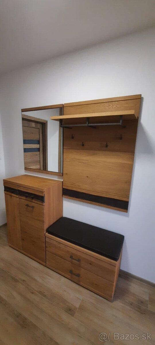 Chodbová zostava na mieru z dreva (nie preglejka) - 3