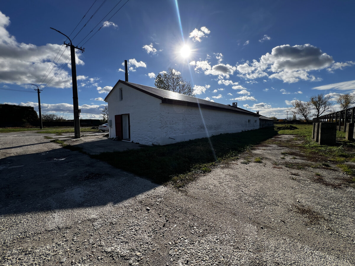 Zaujímavá príležitosť–priemyselný park Štvrtok na Ostrove. - 3