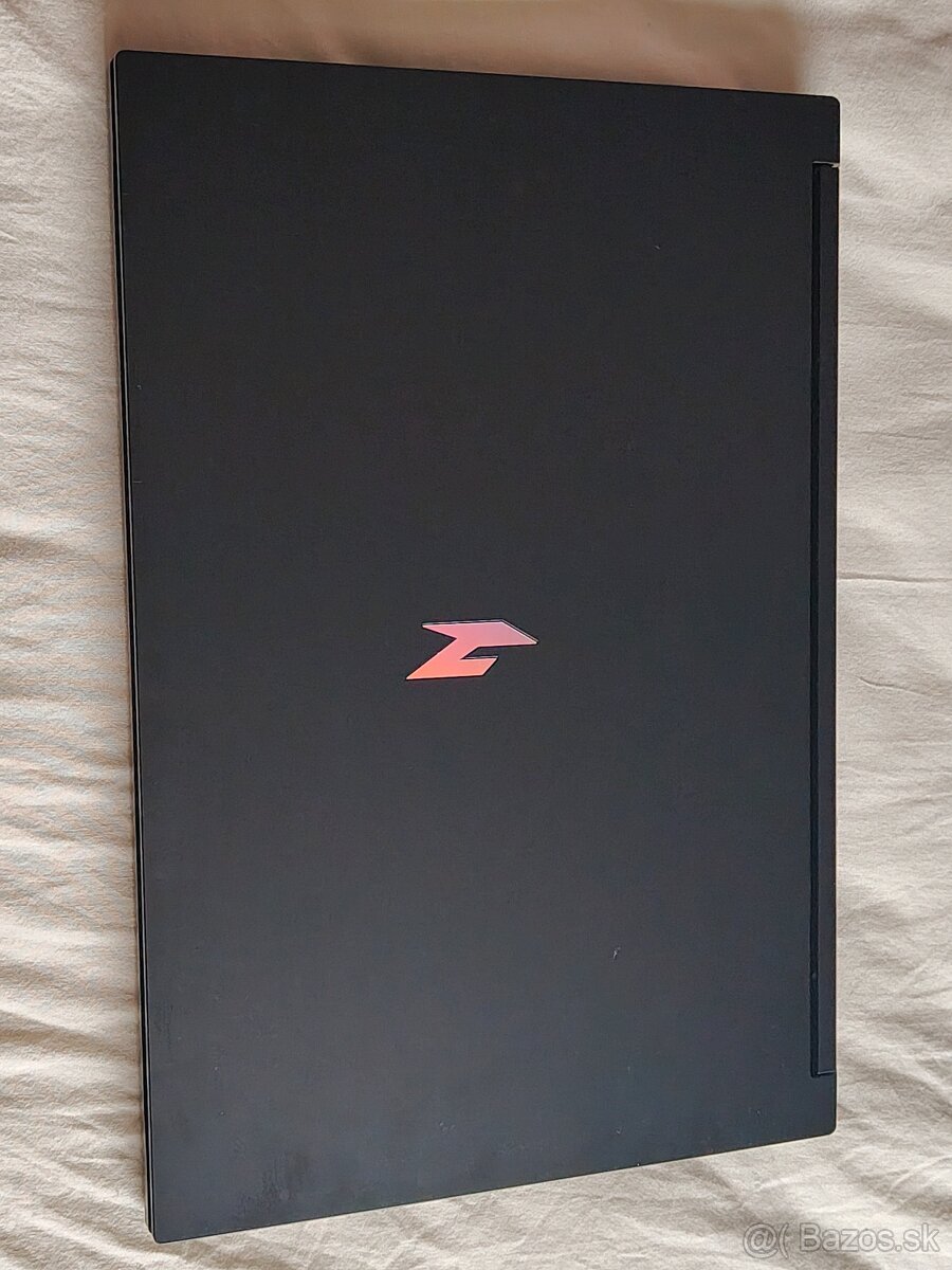 Acer Nitro V 17 AI - 3