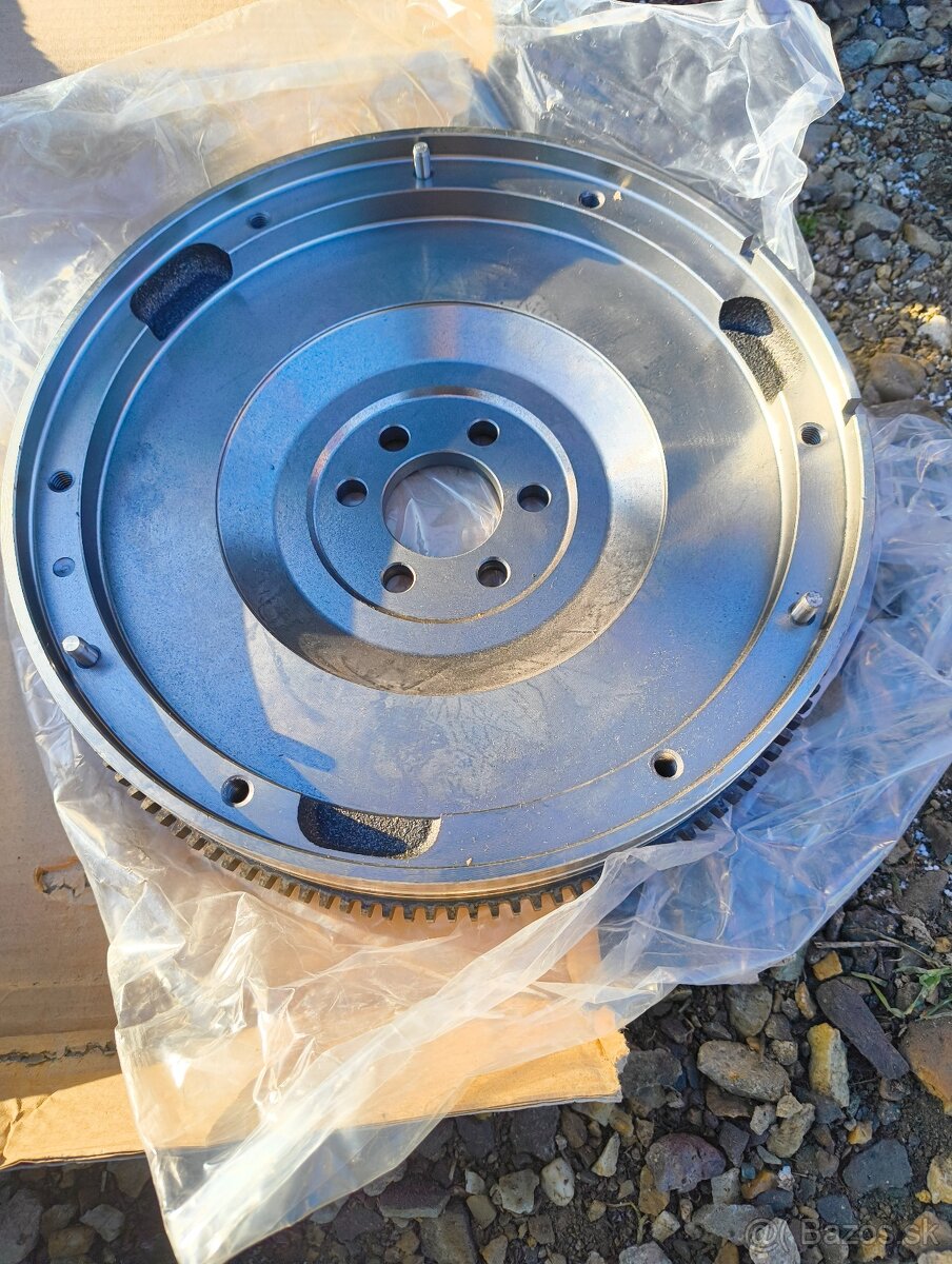 Spojka+zotrvacnik 1.9tdi - 3