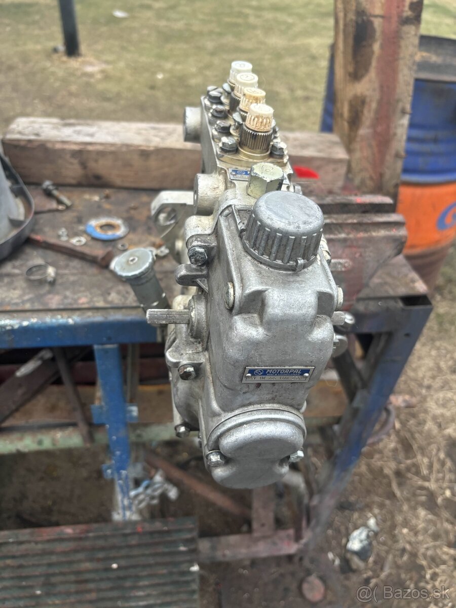 Vstrekovacie čerpadlo Zetor kryštáľ 101 - 3