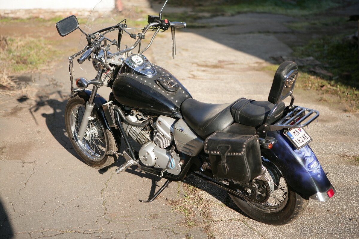 Honda Shadow 125 - 3