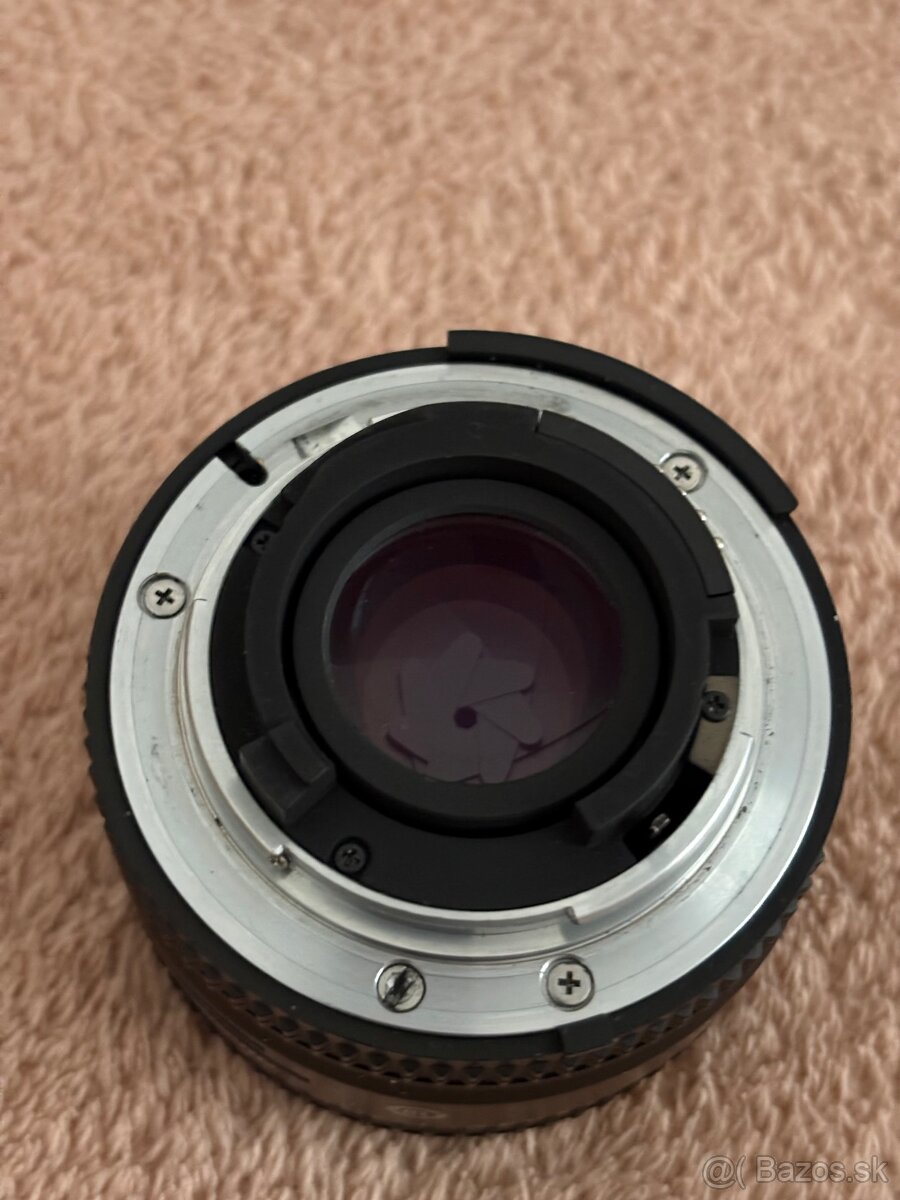Nikkor 50mm 1:1,8 D AF - 3