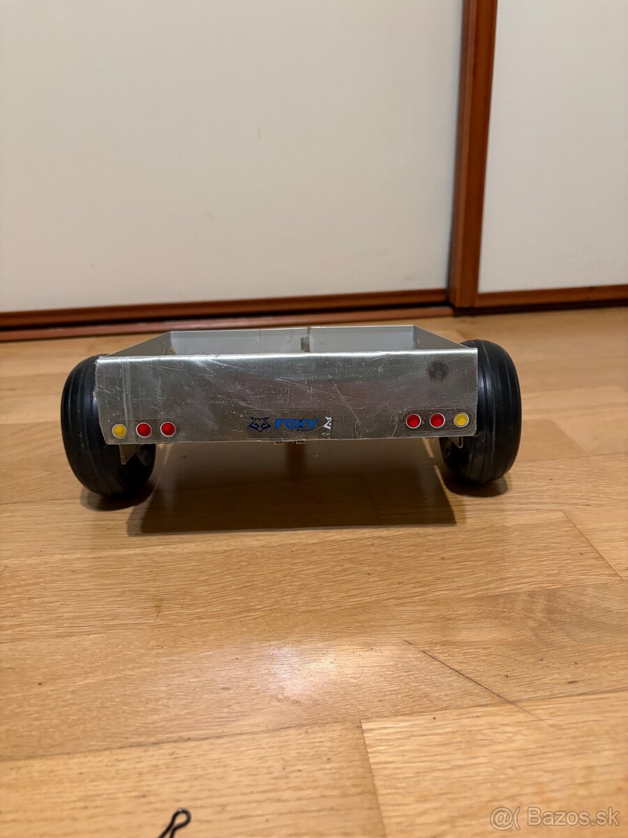 Prívesný vozík za rc auto 1/10 - 3