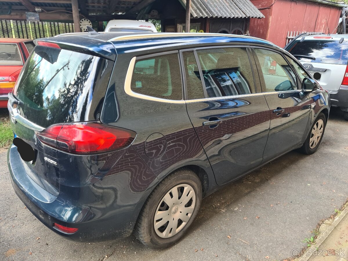 Predám Opel Zafira Tourer 1.6 CDTI - 3