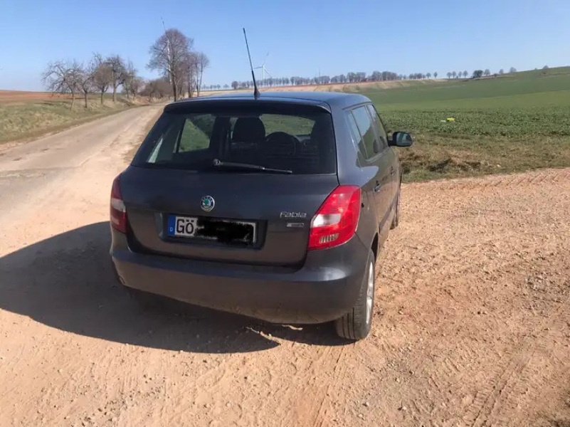 Škoda Fabia 1.4 16V facelift šedá metal - 3