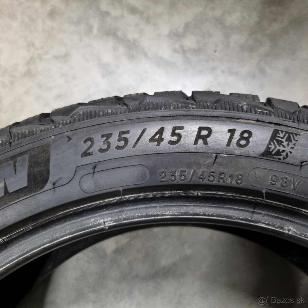 Zimné pneumatiky 235/45 R18 MICHELIN - 3