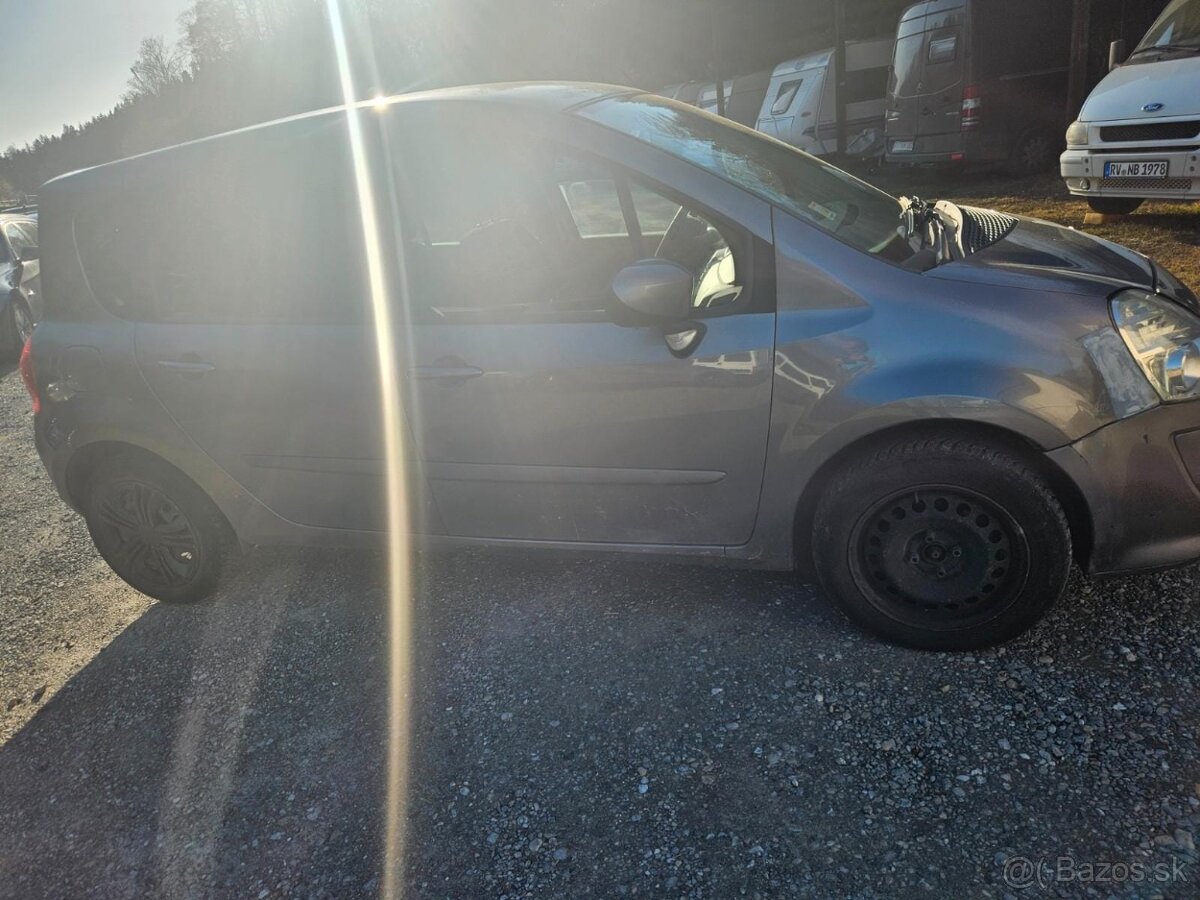 Renault Modus 1.2i 74kw model 2010 - 3