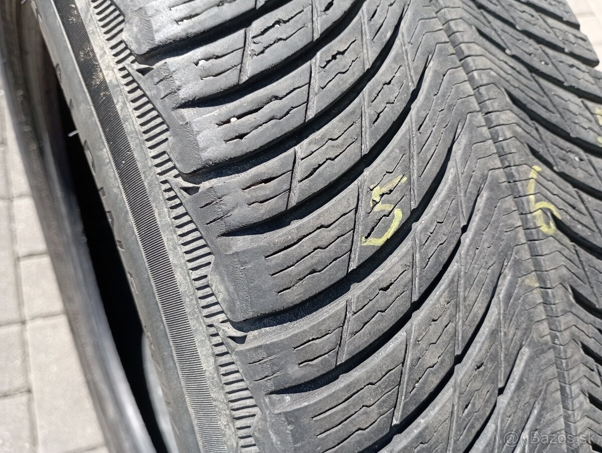 1ks zimná 235/55R19 Michelin - 3