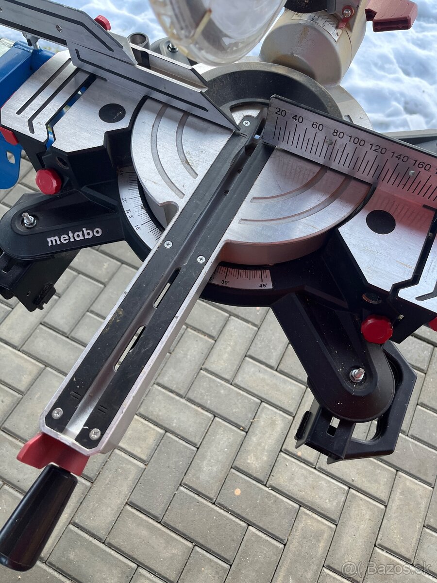 Pokosová píla Metabo KGS 254M+skladací stôl - 3