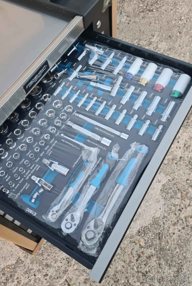 7 suflikovy Dielensky vozik s naradim 250ks - 3