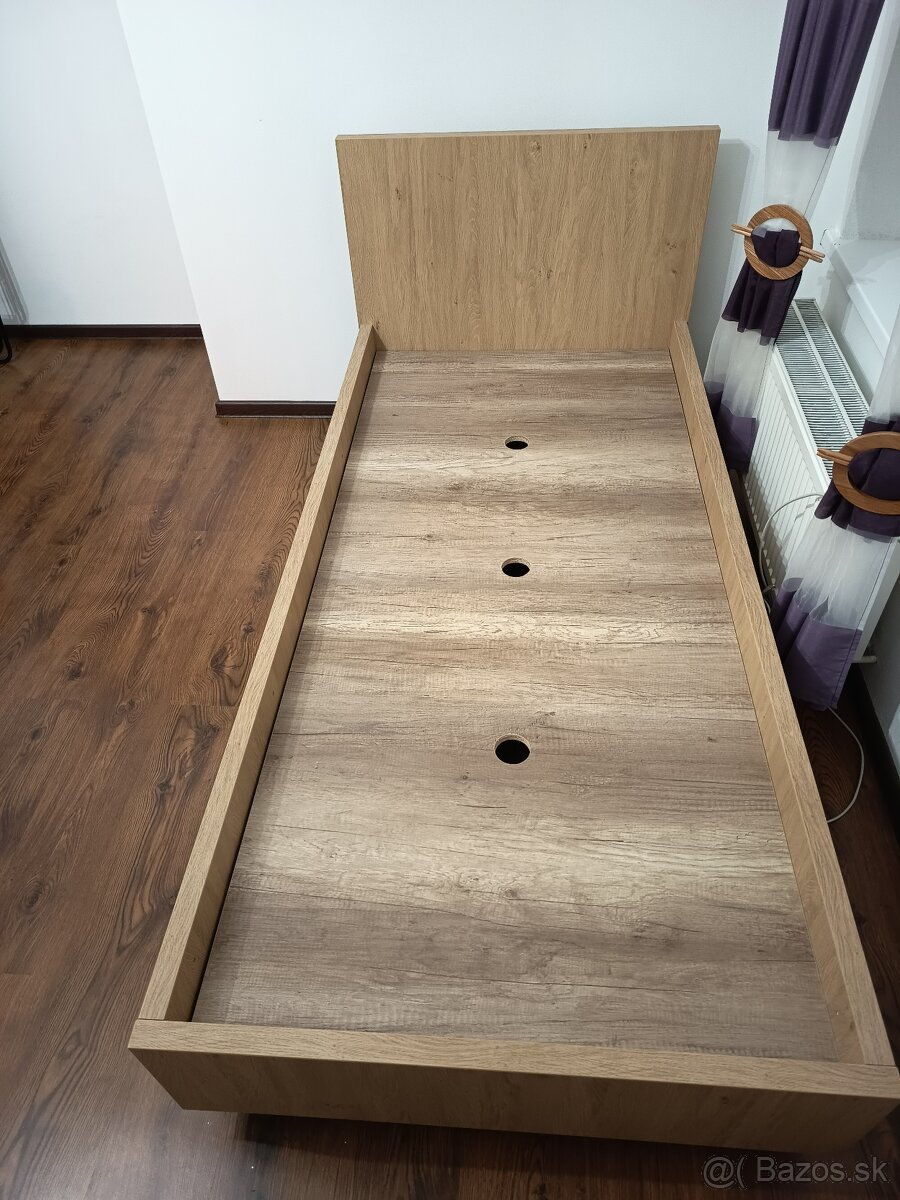 Jednolôžková posteľ MDF - 3