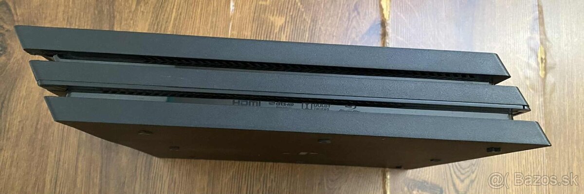 PlayStation 4 PRO (ND) - 3