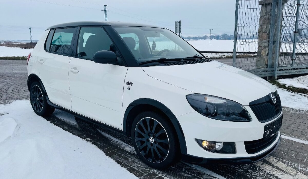 Škoda Fabia MonteCarlo 1.2 Benzín,Hatchback - 3