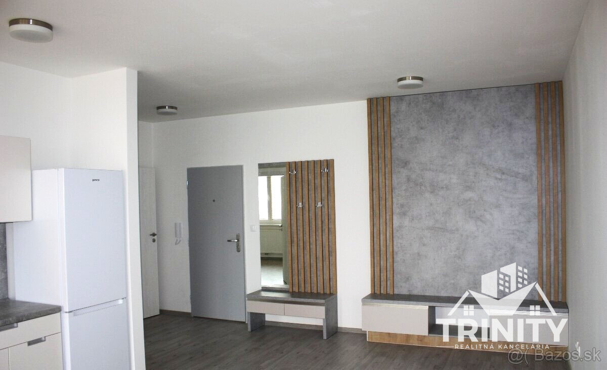 Prenájom 3-izbového bytu s balkónom na Andovskej ulici v mes - 3