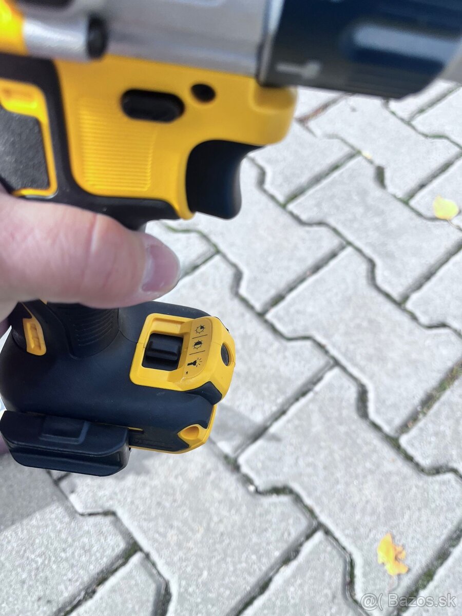 Predám novú Dewalt DCD996P2 - 3