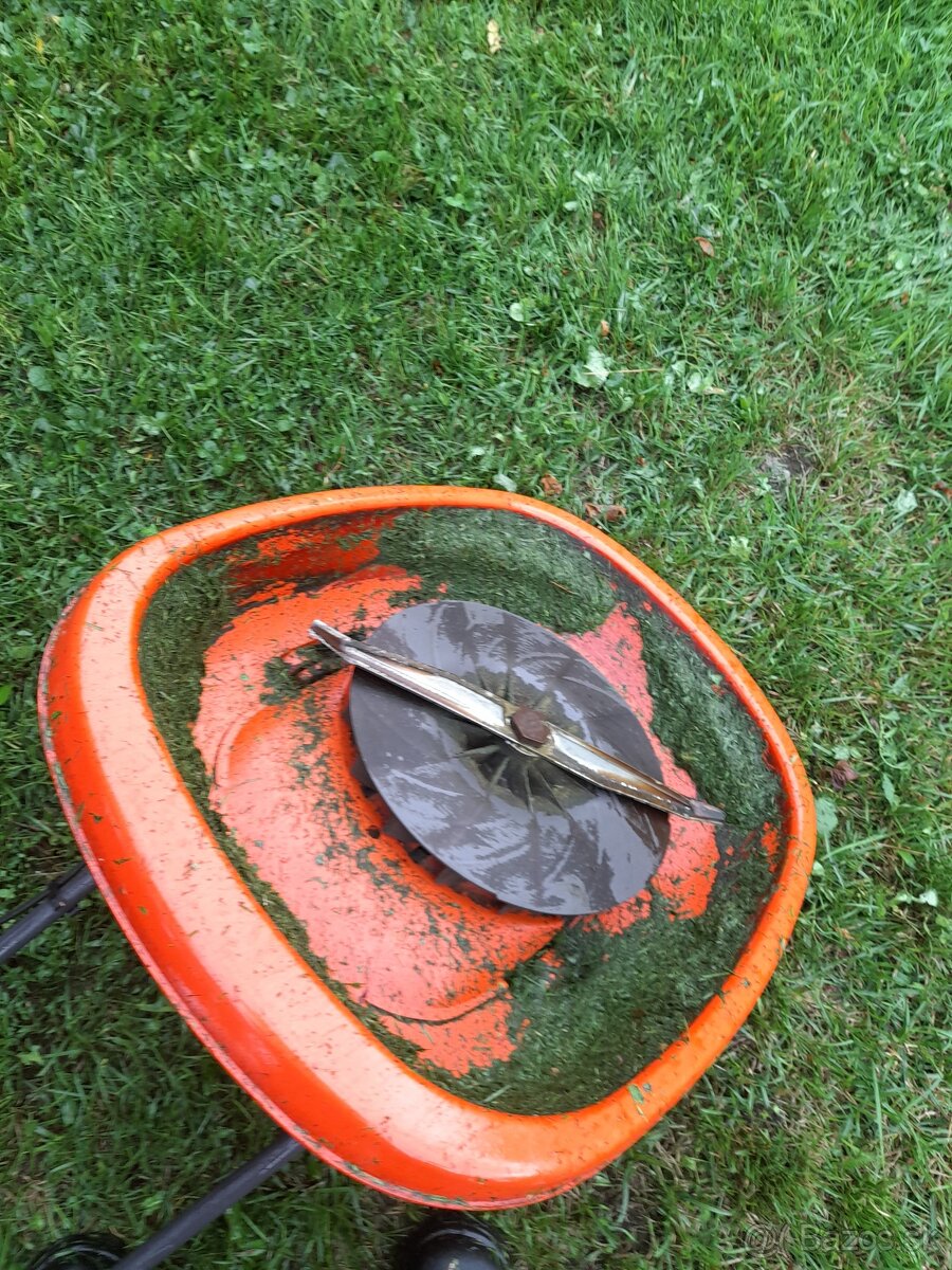 Predám kosačku Electrolux - 3