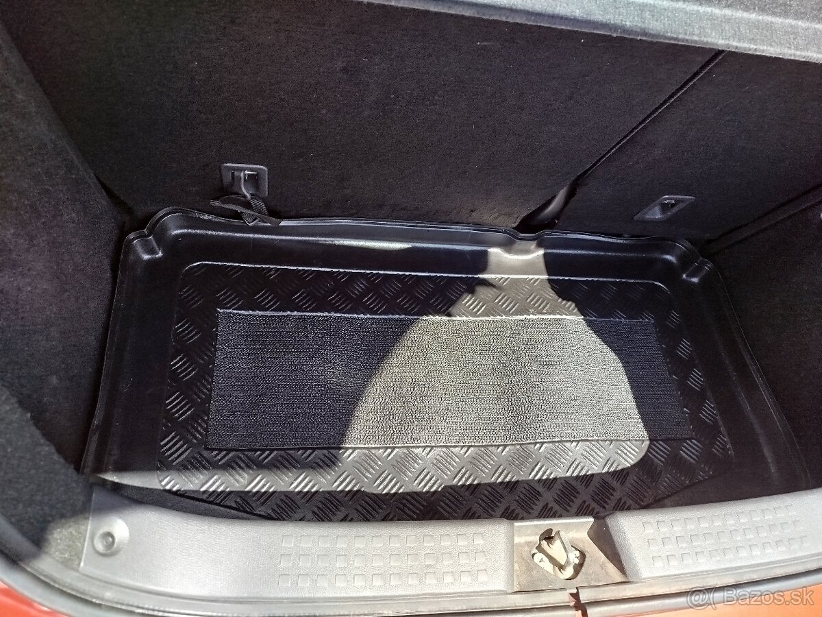 Vaňa do kufra plastová, čierna, pre Suzuki Swift (2005-2010) - 3