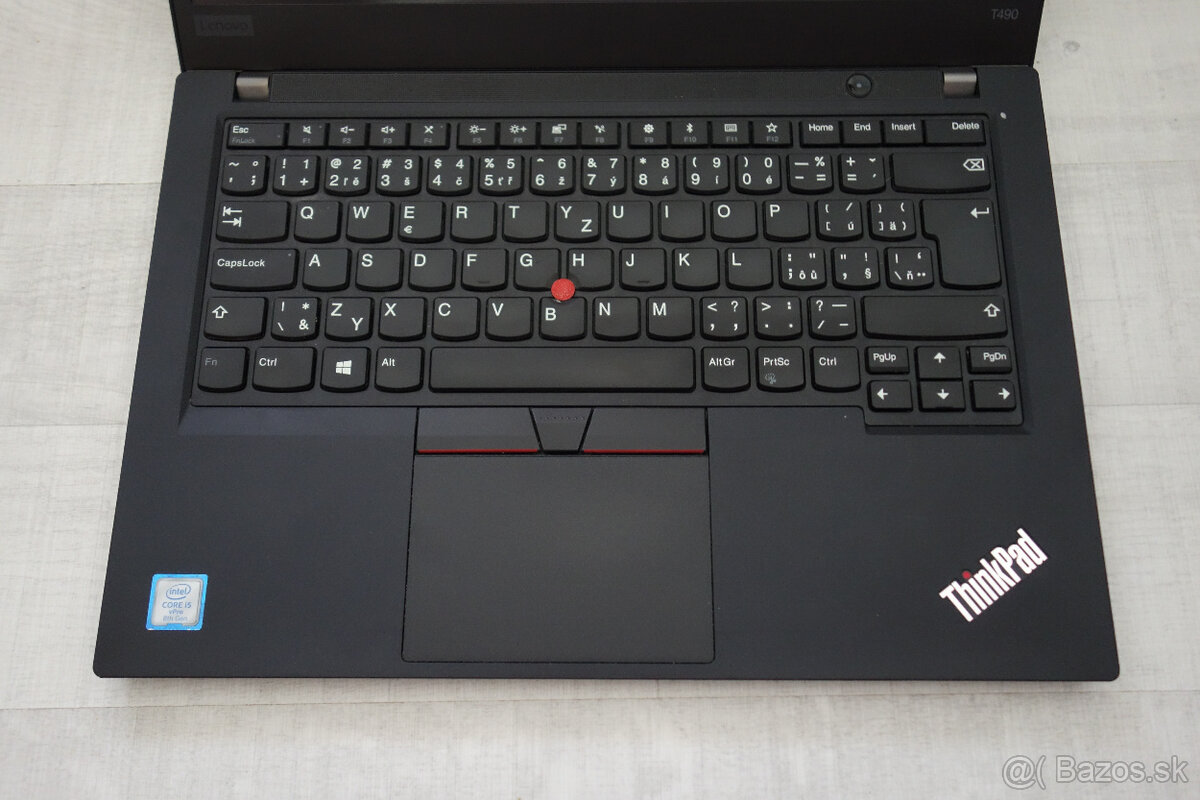 LENOVO ThinkPad T490 - 3