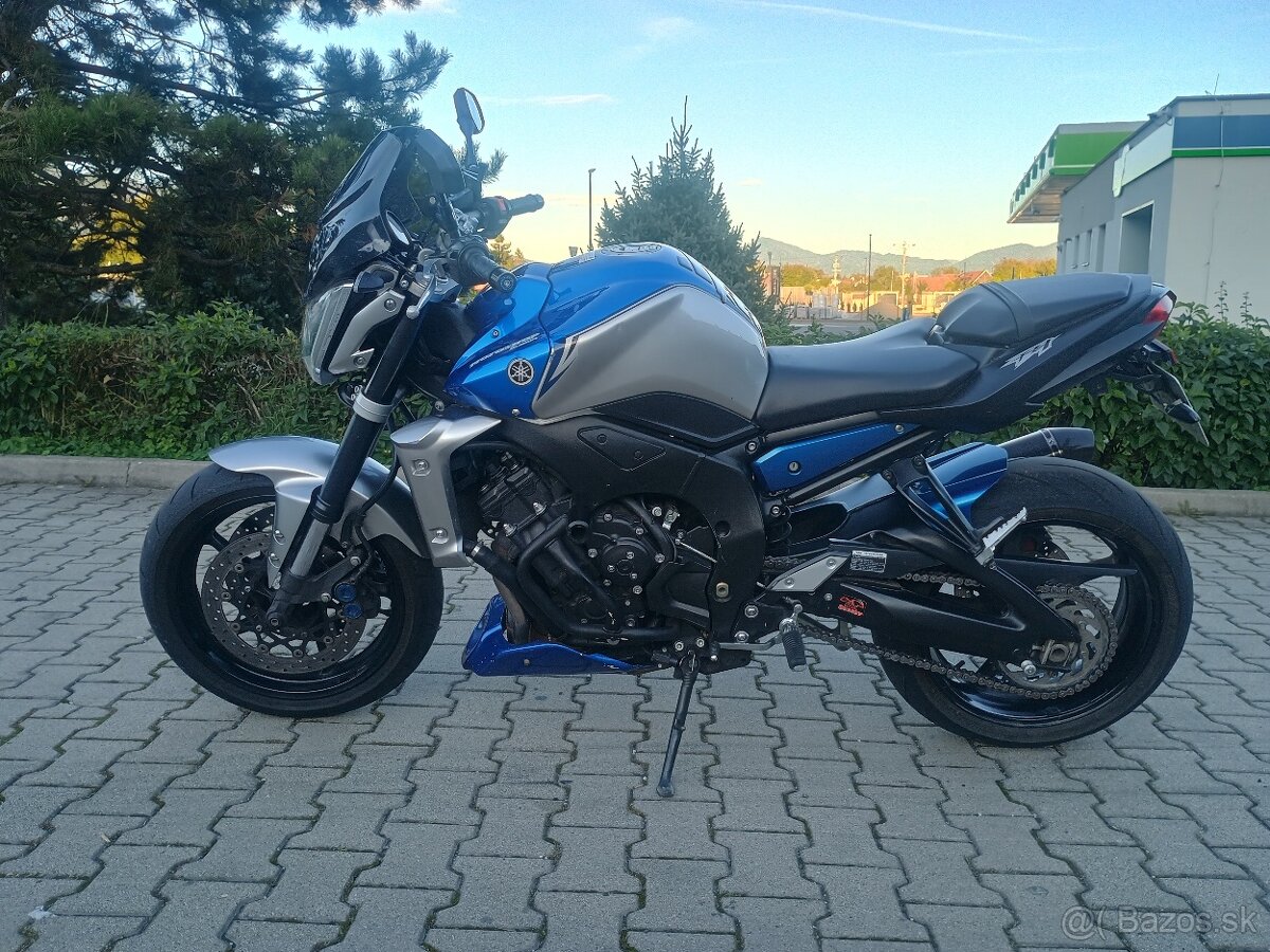 YAMAHA FZ1 2011 - 3