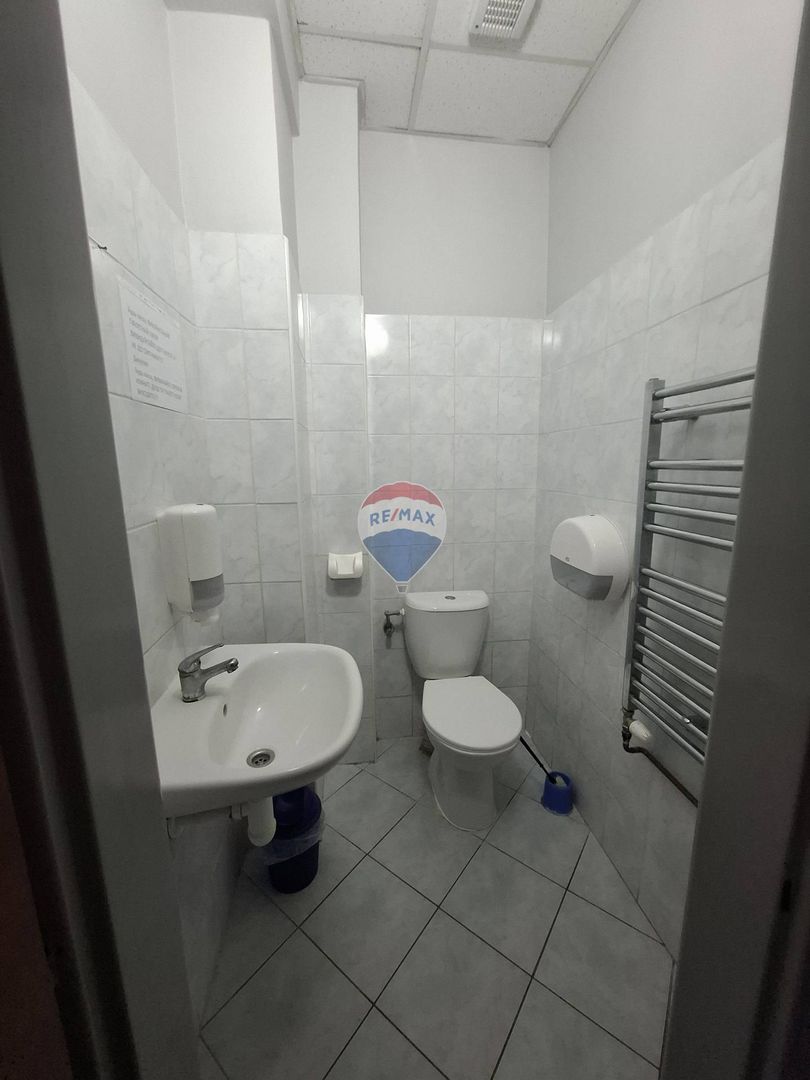 RE/MAX | Veľké zníženie ceny zabehnutej ubytovne v Galante – - 3