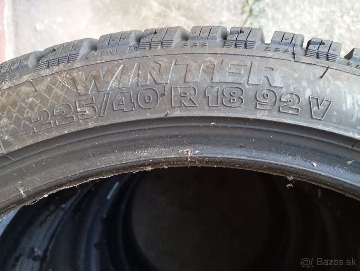 Zimne gumy r18 225/40 - 3