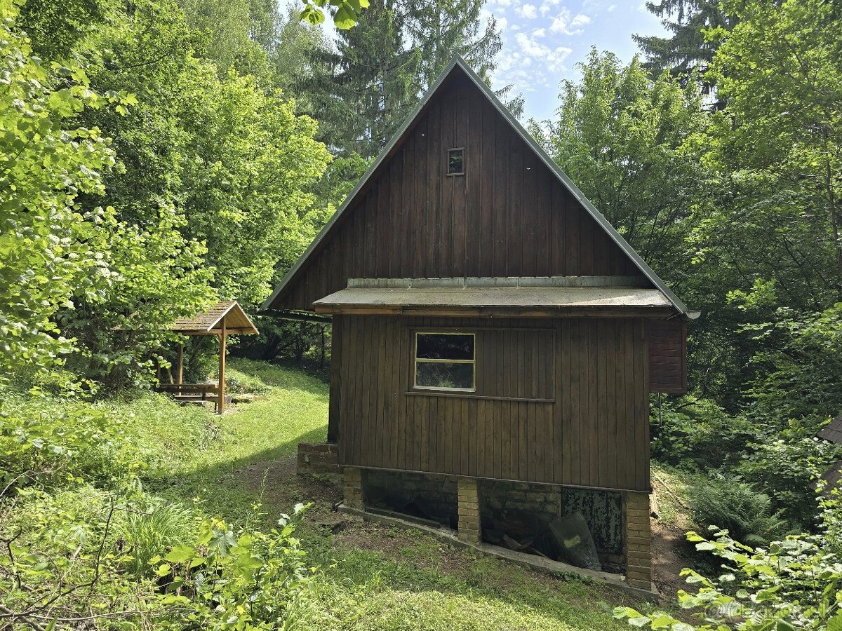 Rekreačná chata v tichej lokalite nad Varínom – Pod Jedľovin - 3