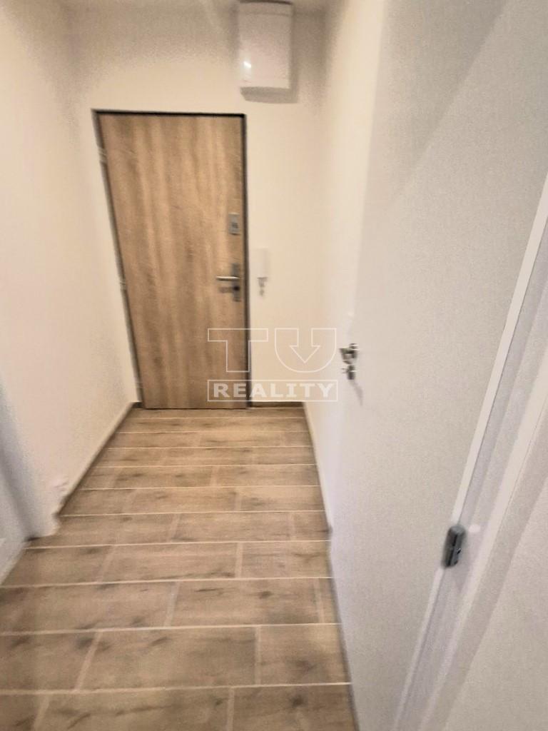 Na predaj: 3-izbový byt po kompletnej rekonštrukcii s... - 3