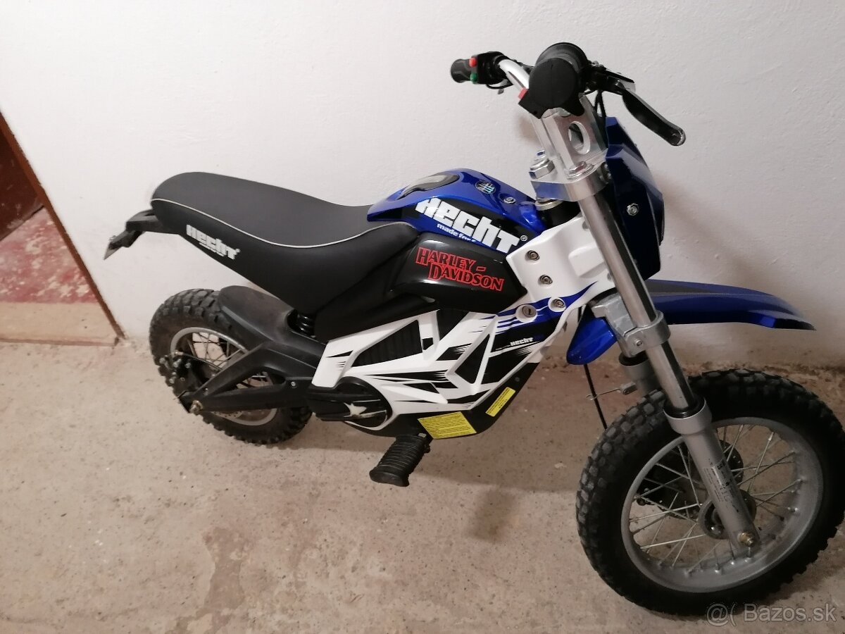 Elektromotorka HECHT - 3