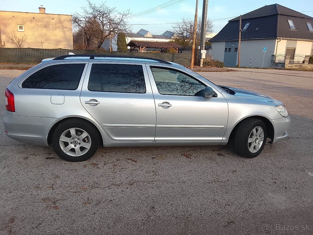 Octavia 2 1.6 tdi facelift - 3