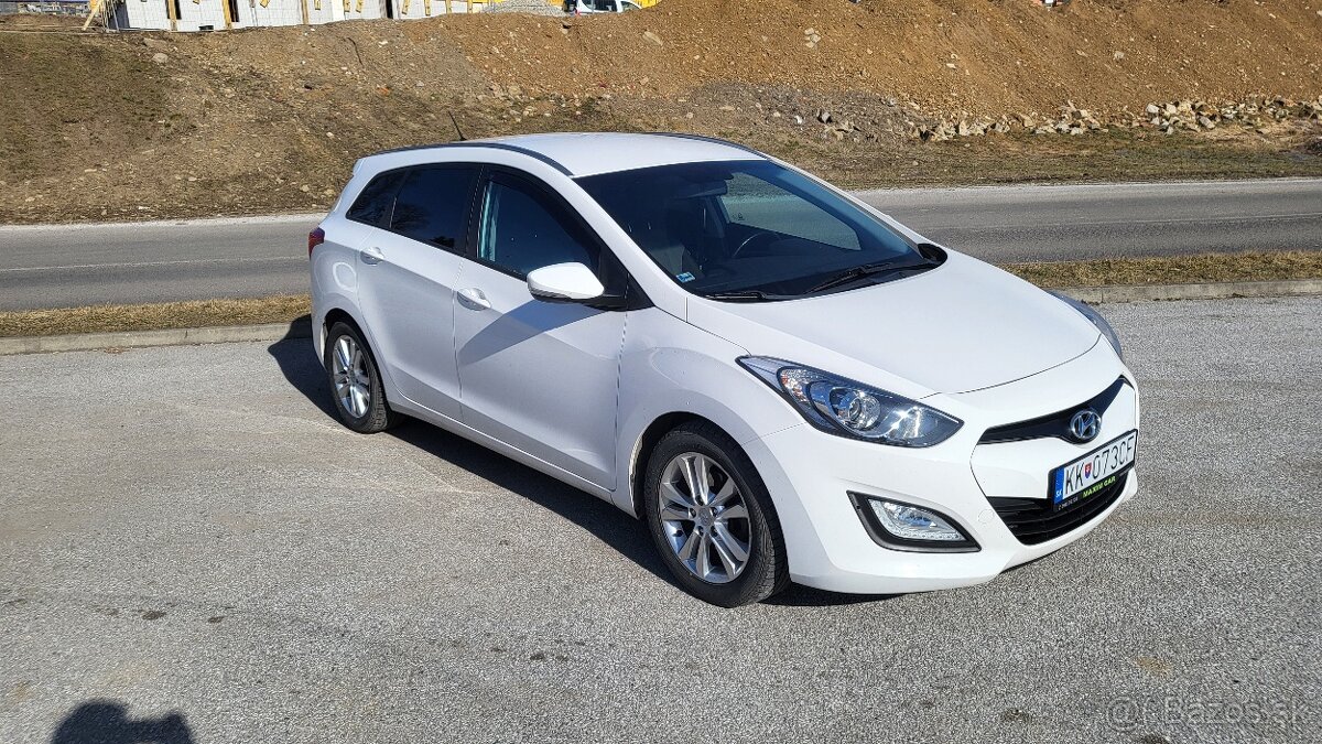 Hyundai i30 1.6 CRDi DOHC 16V Dynamic - 3