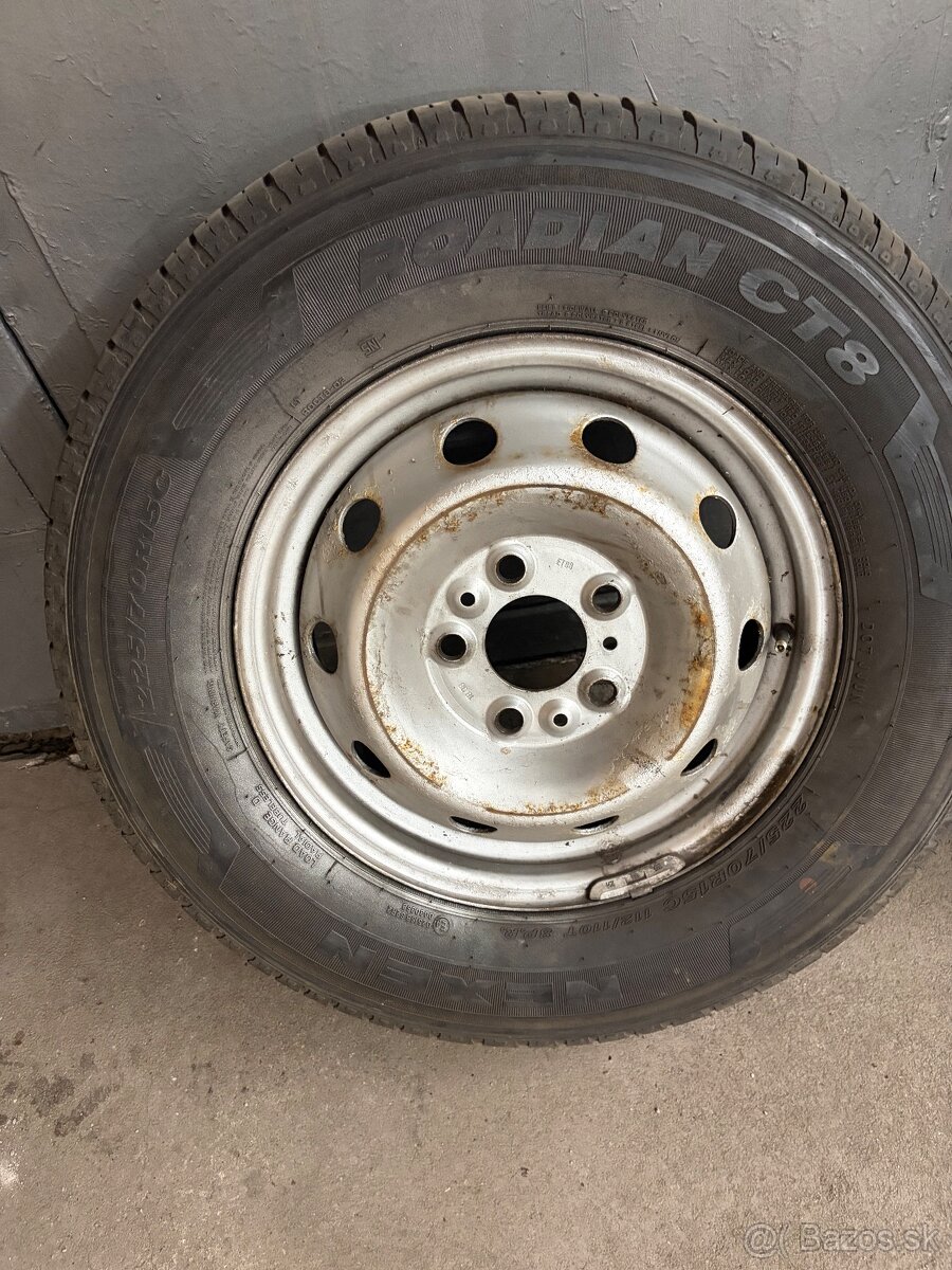 NOKIAN ROADIAN CT8 225/70/R15C - 3