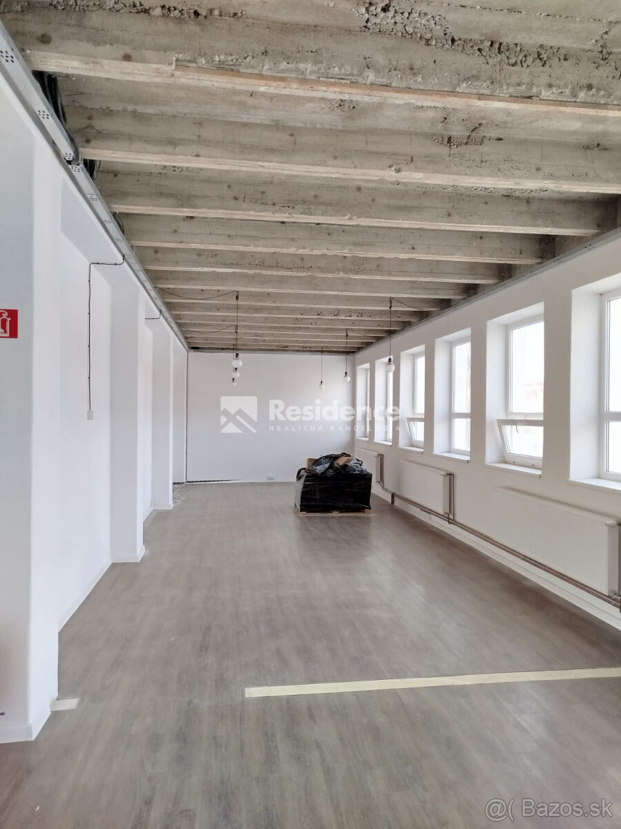 Štýlový industriálny priestor – kancelárie podľa vašich pre - 3