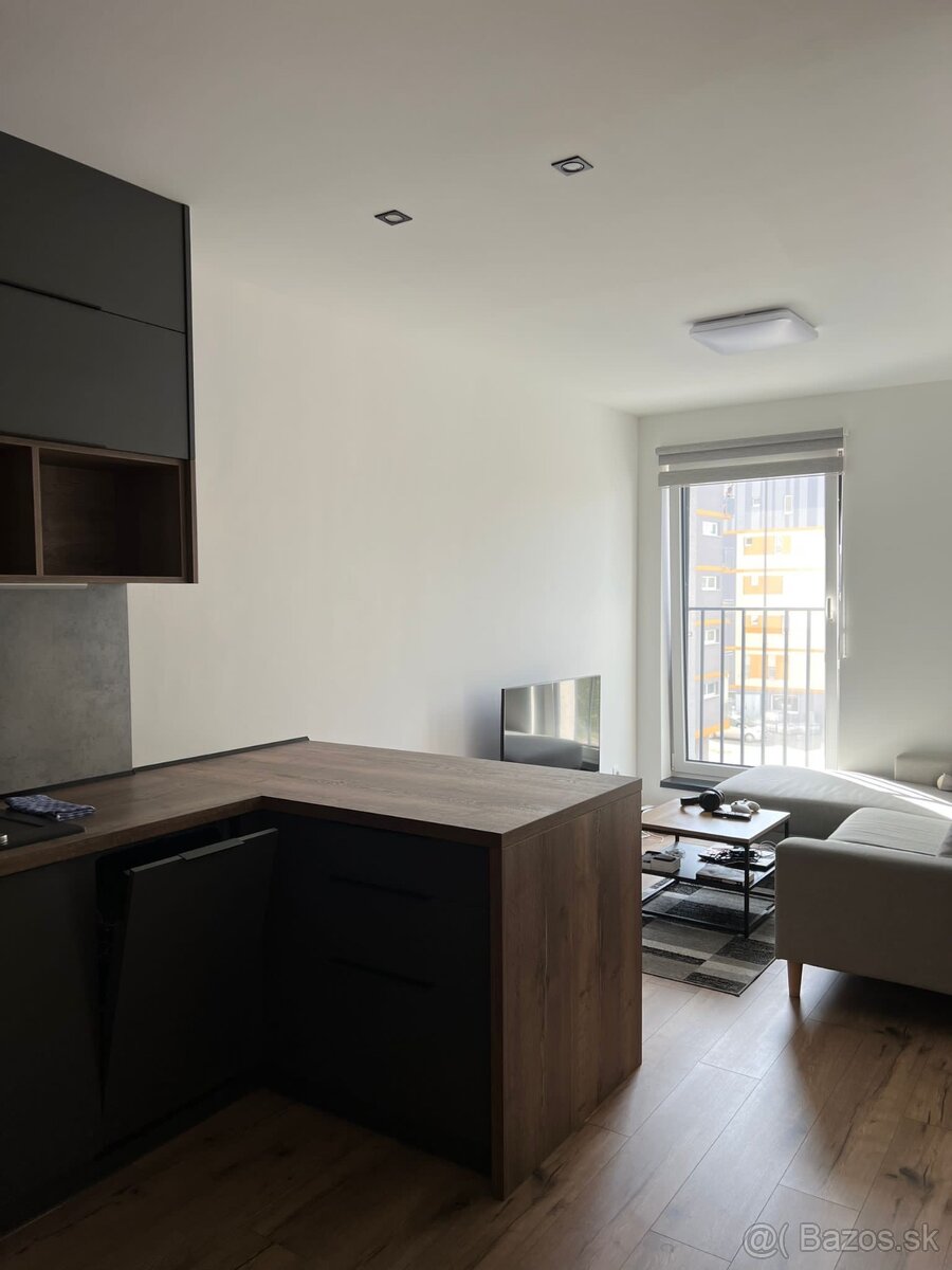 Zariadený 2-izbový apartmán v novostavbe - 3