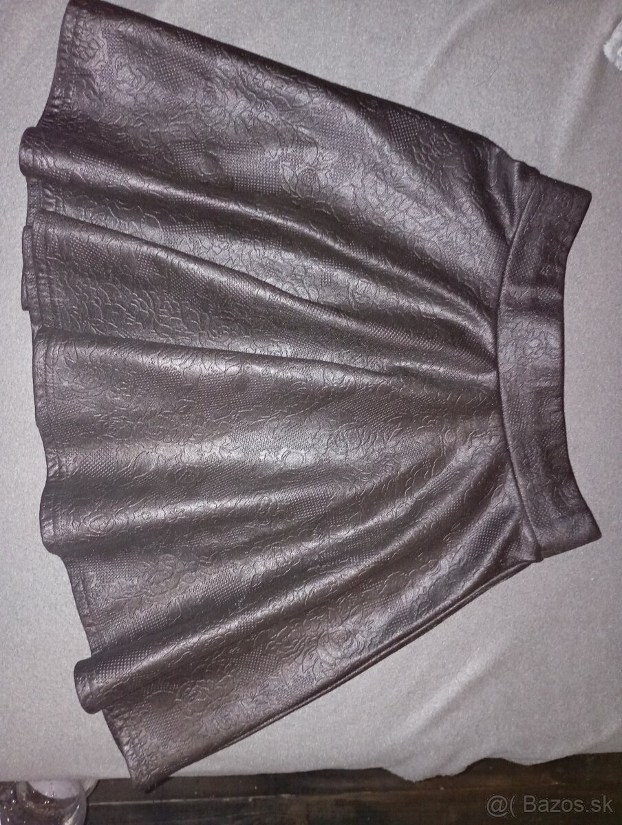 Čierna krátka sukňa (XS/S) - 3