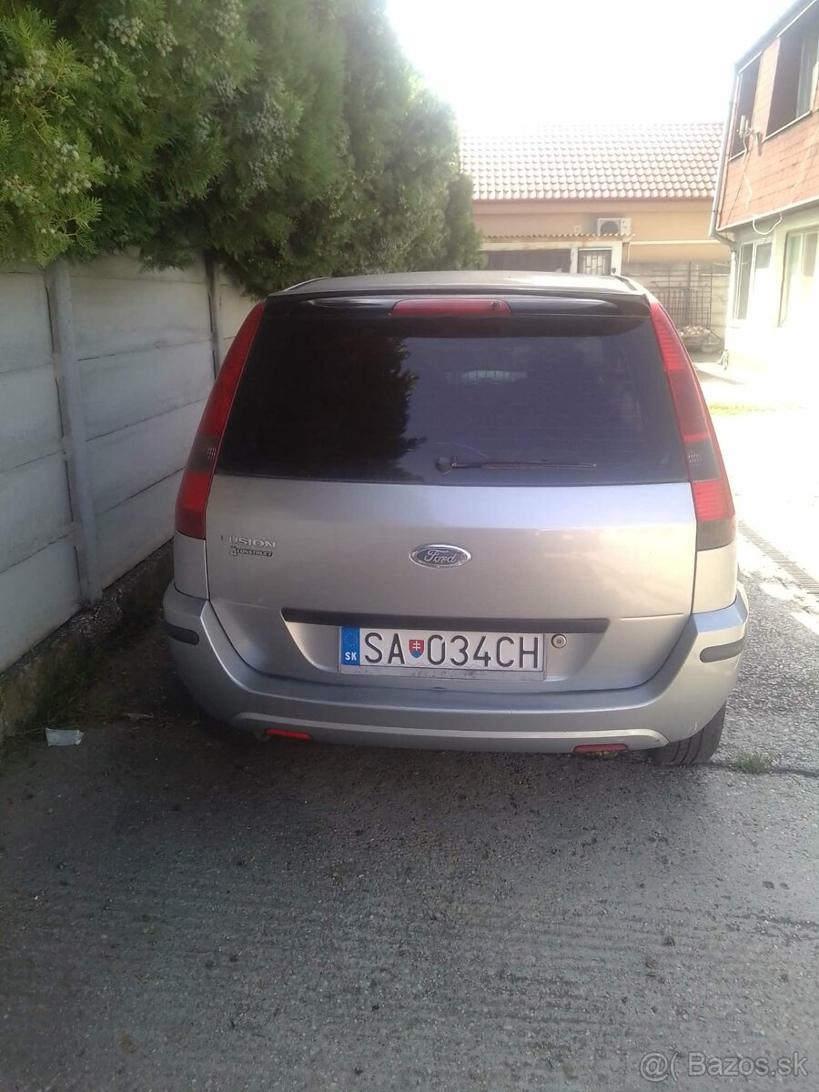 Predám Ford fusion - 3