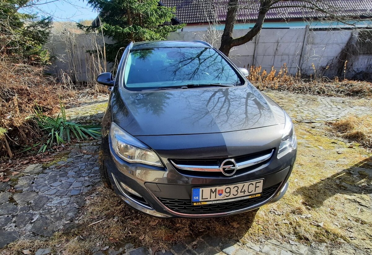 Opel Astra SportsTourer Cosmo - 3