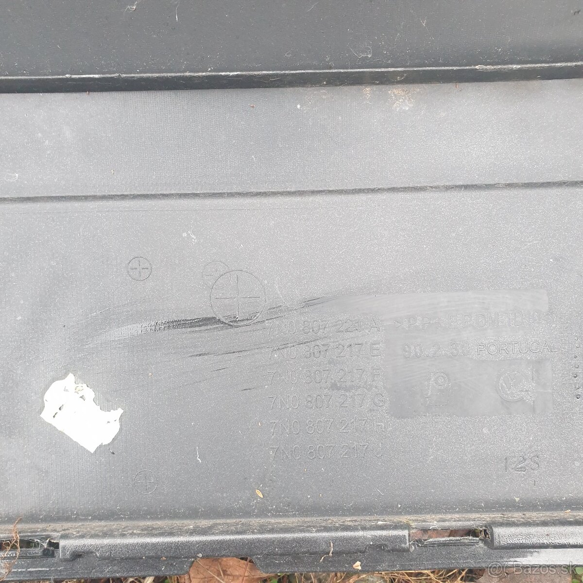 VW Sharan 7N0807221A - 3