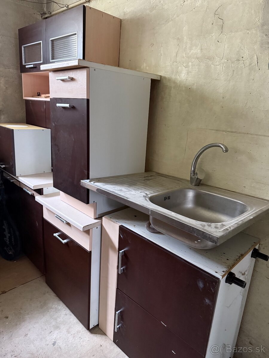 Kuchynská linka a spotrebiče - 3