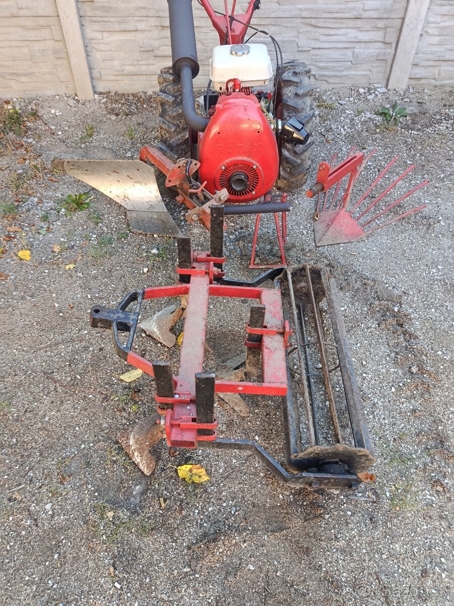 malotraktor - 3