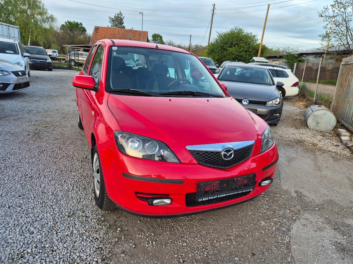 Mazda 2 - 3