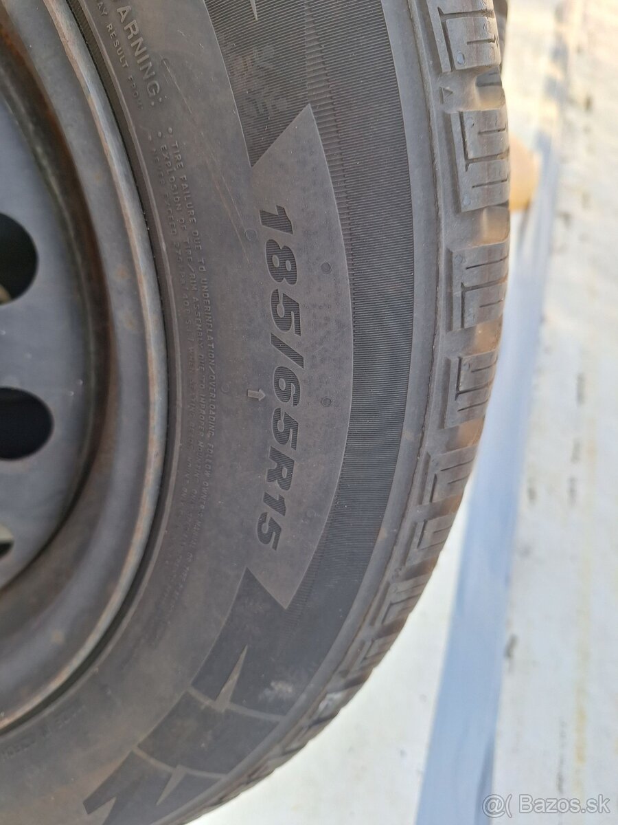 Sada zimných kolies 185/65R15 na plechových diskoch - 3