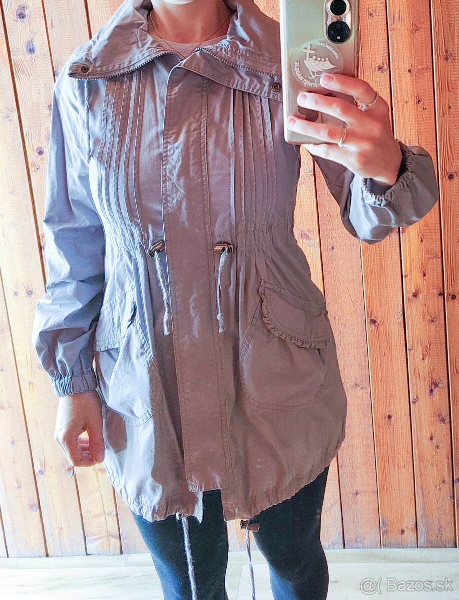 Sivá parka - 3