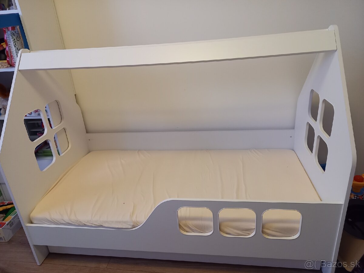 Domčeková postel s praktickym suplikom - 3