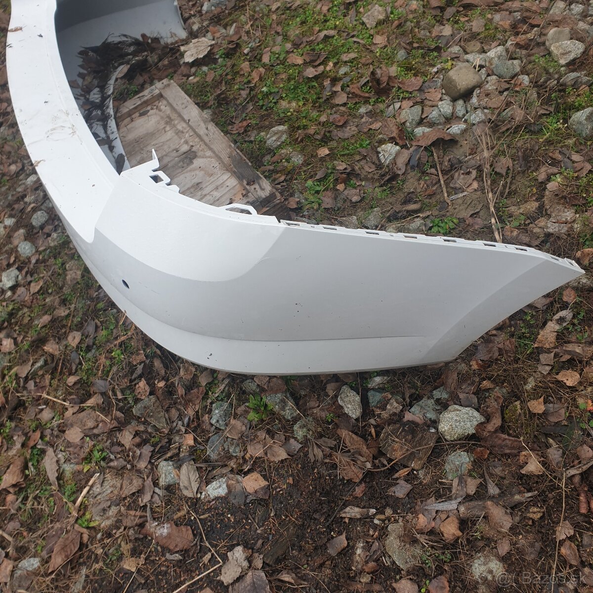 Fabia 3 Naraznik 3V0807421 - 3