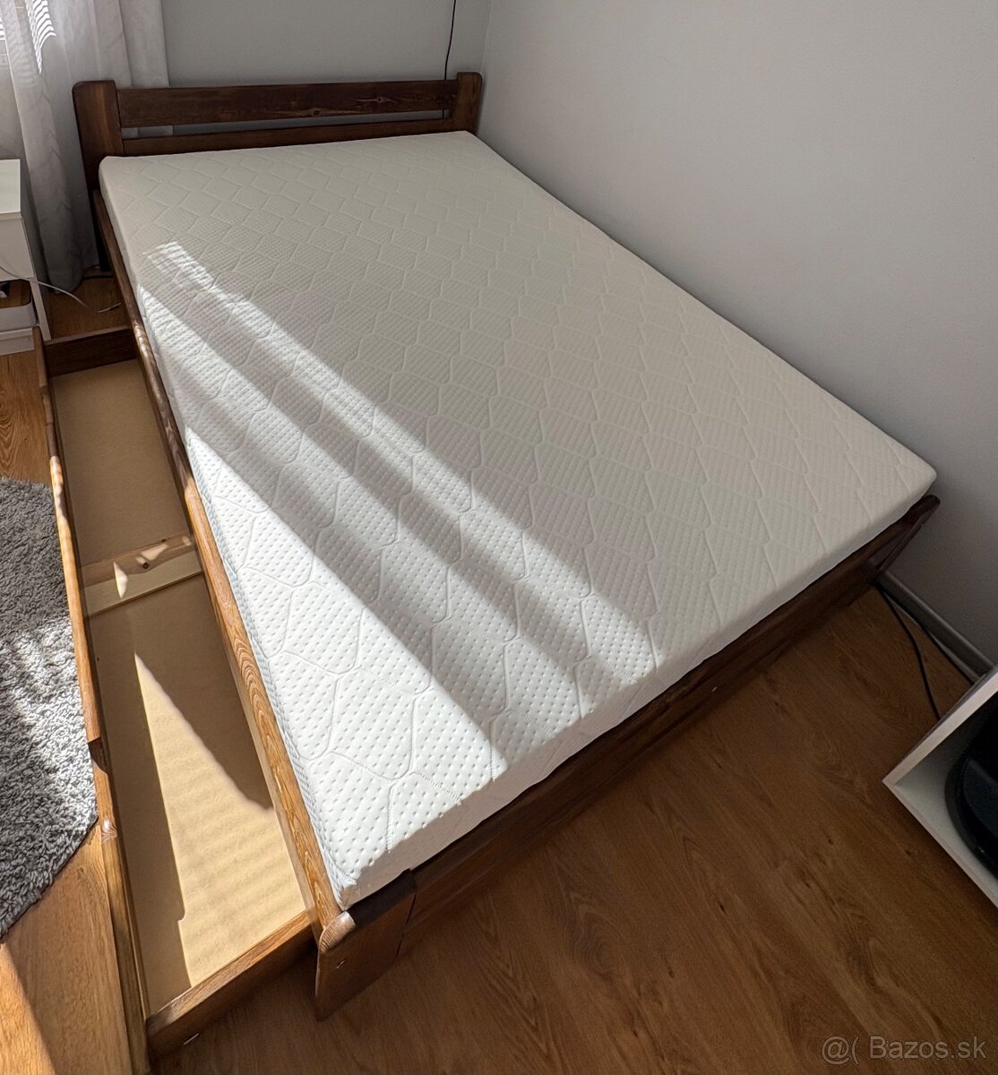 Posteľ 140cm nová - 3